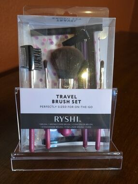 RYSHI Travel Makeup Brush Set NWOT